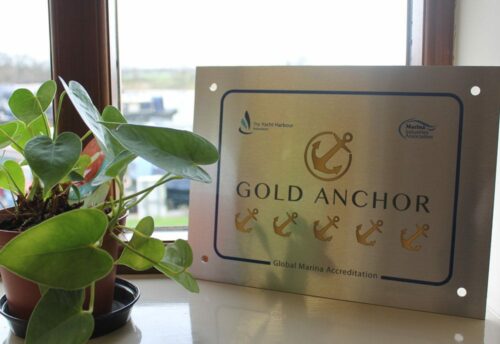 5 Gold Anchors Award